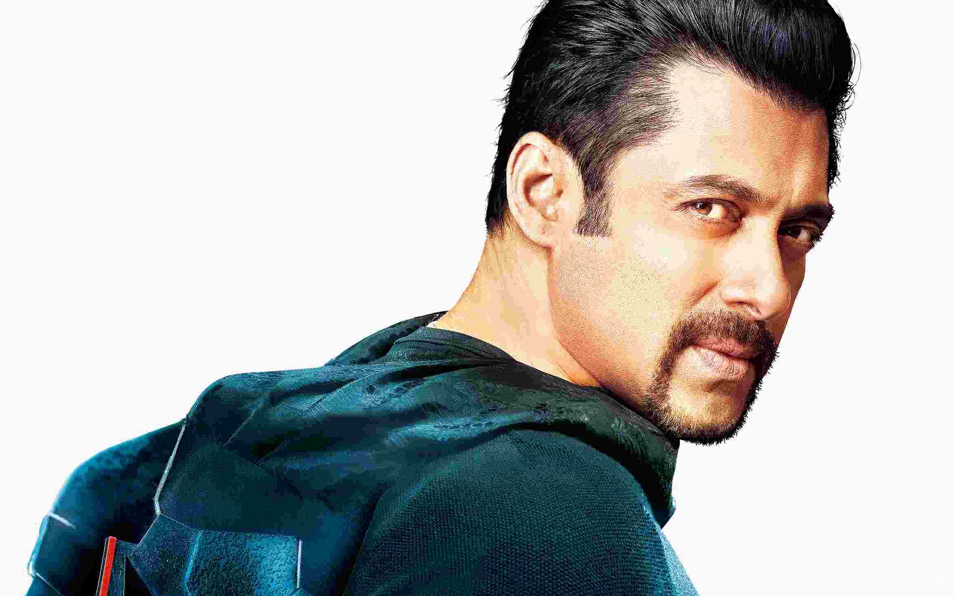 Salman-Khan-Beard-Style-in-Kick 