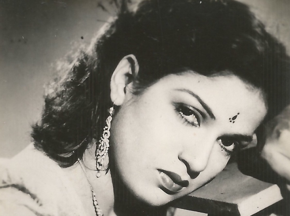 Remembering Bollywood's many female icons: From Waheeda Rehman and  Madhubala, to Zeenat Aman and Rekha - Harpers bazaar