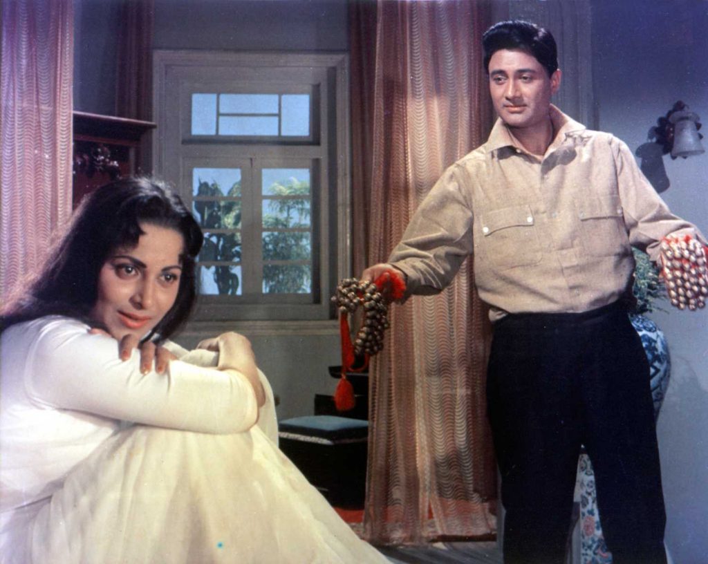 Book Review: Conversations With Waheeda Rehman - Upperstall.com